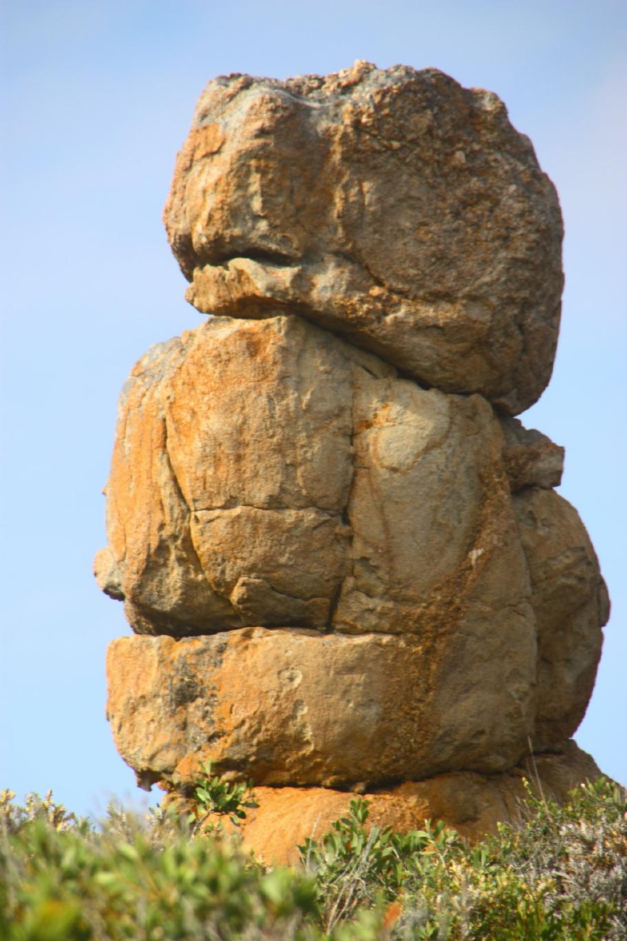 Thistle Cove - Seltsame Steine