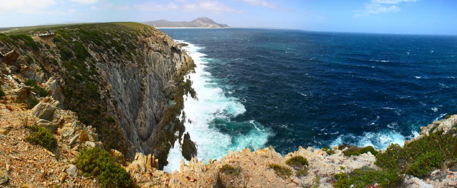 Stürmisches Panorama am Cave Point