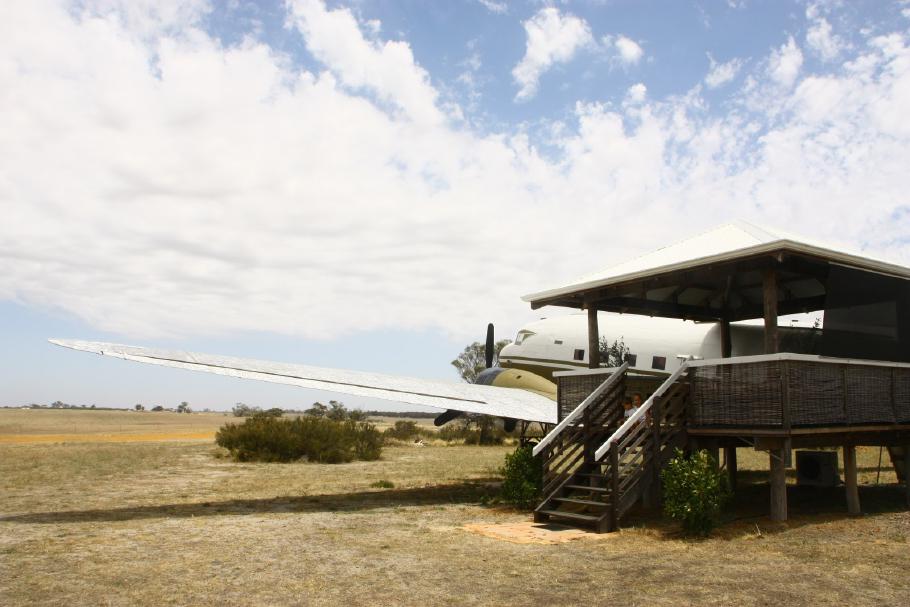 In dem Flugzeug kann man wohnen.