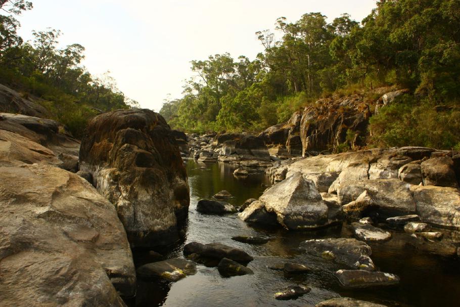 Zulauf des Circular Pool
