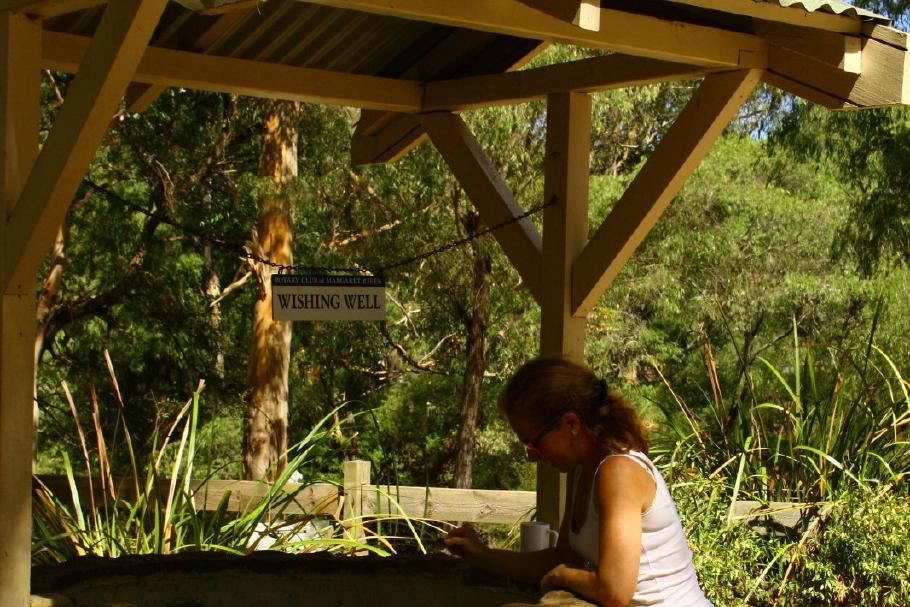 Anke wünscht sich etwas mit dem heute früh ertauchten Geldstück