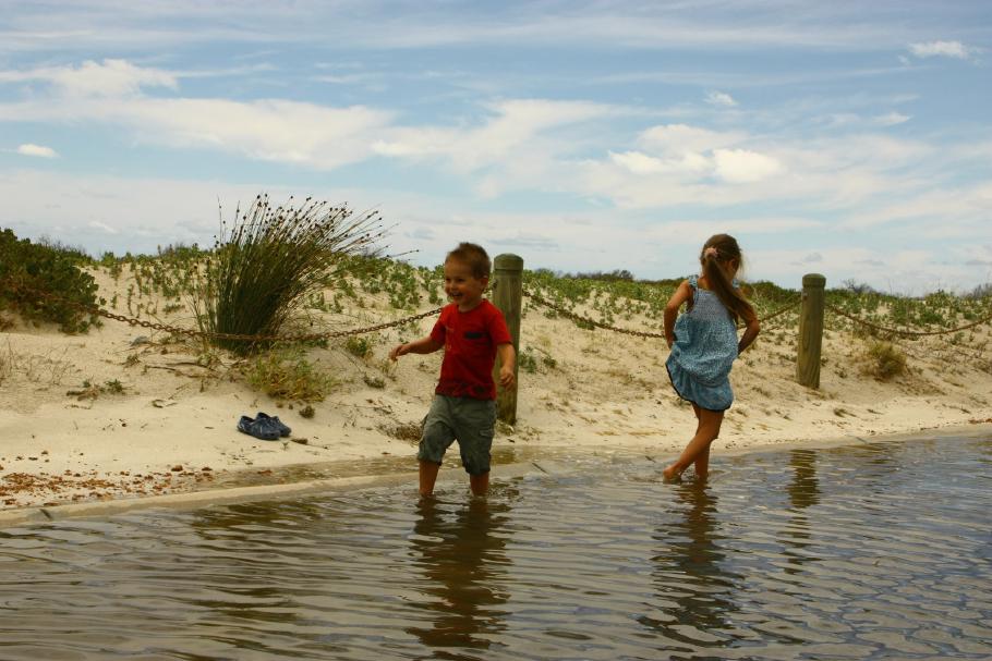 Der Regen heute Nacht hat ein paar Spuren hinterlassen - die Kinder freut&rsquo;s.
