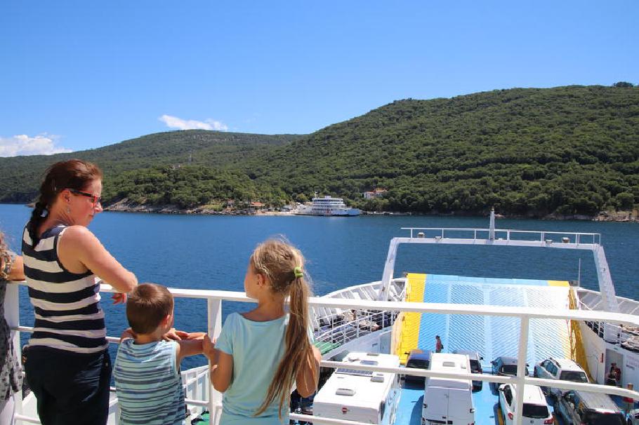 Überfahrt zur Insel Cres