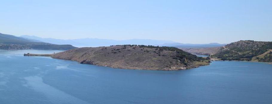 Letzter Blick auf die Insel Krk (ganz rechts im Bild).