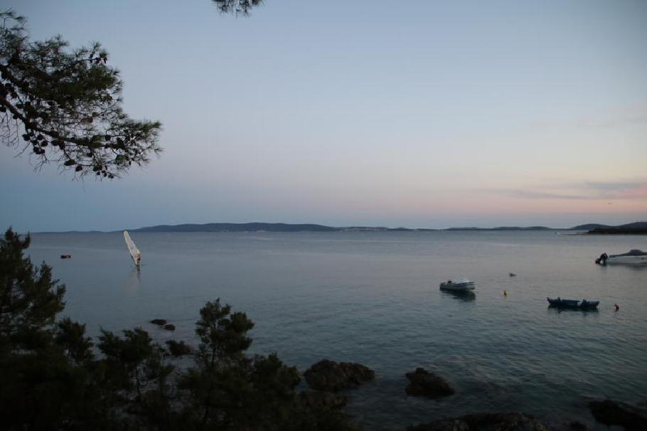 Feierabend! Mit dem Segel fange ich die letzten Sonnenstrahlen ein.