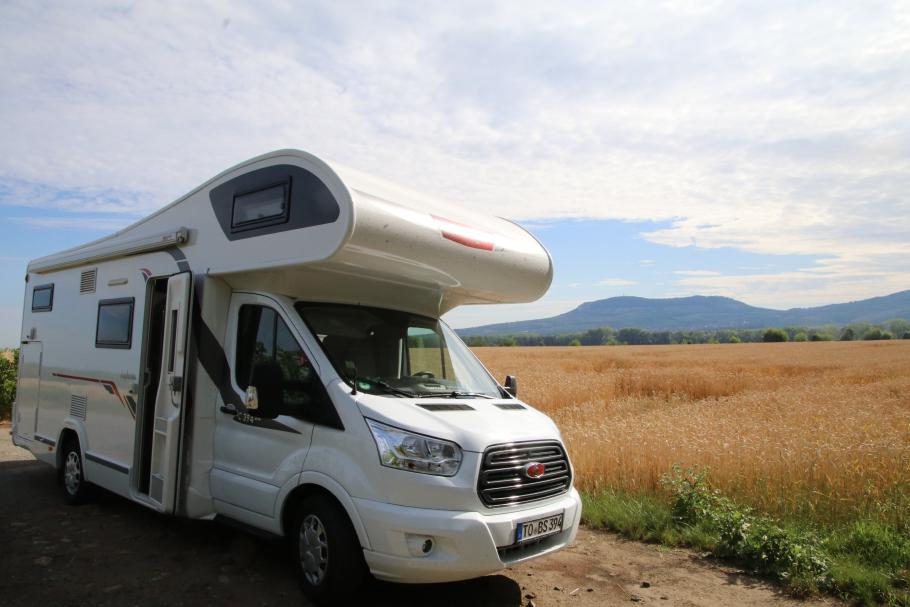 Frühstück am Feldrand.