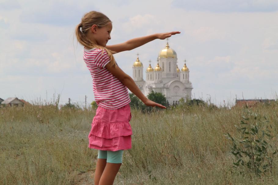 Kirchen gibt es in allen Größen, alle glänzen prächtig.