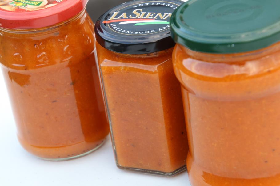 Daraus kochen wir am Abend noch drei Gläser Marmelade.