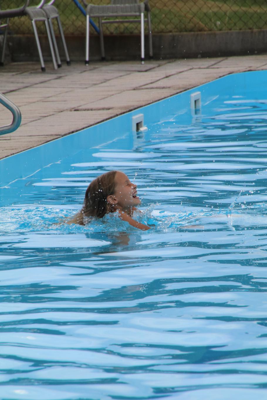 &hellip; und platsch!