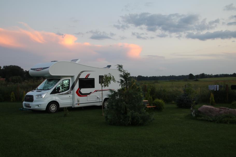 Am Abend auf dem Campingplatz.
