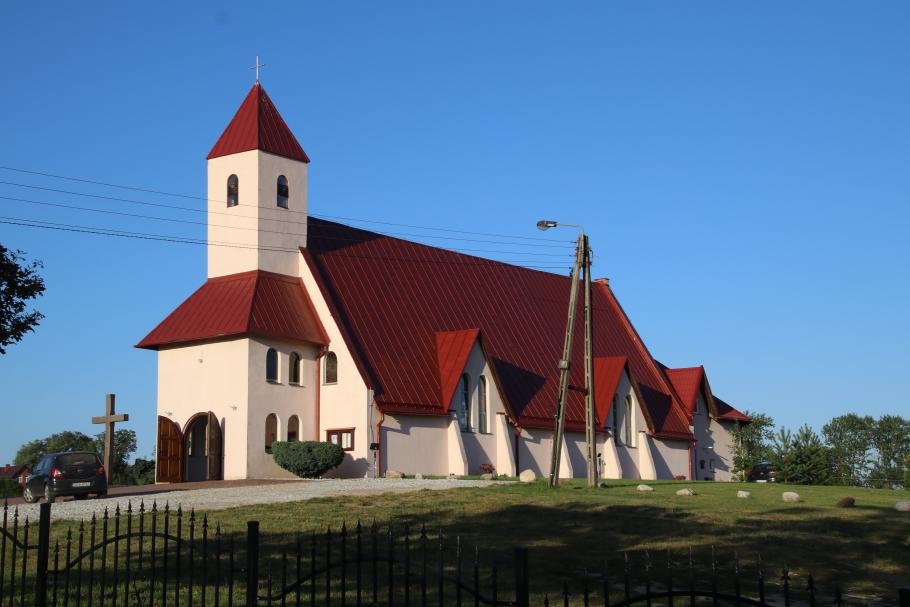 Die hübschen Kirche lag auf dem Weg.