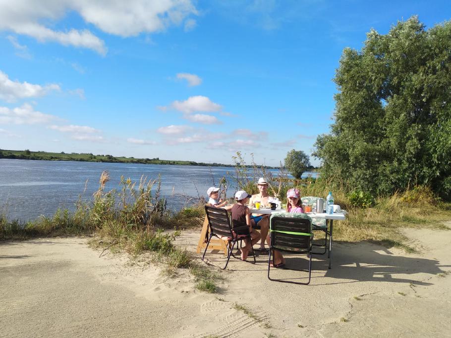 Blumen zum Frühstück? Hochzeitstag!