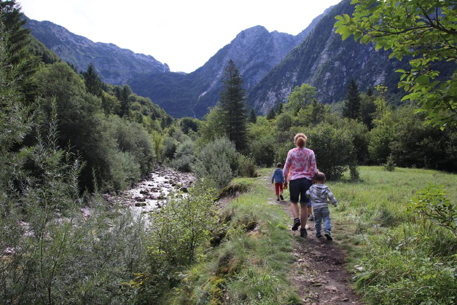 Das Lepena-Tal ist von Touristen nur wenig besucht, wir sehen nur hier und da mal jemanden.