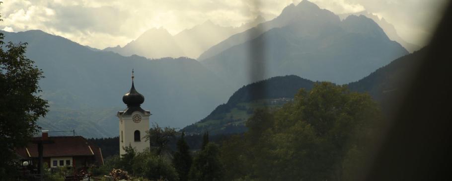 Abendstimmung in den österreichischen Alpen.