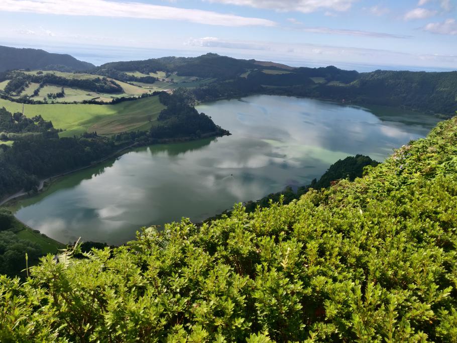 Der Lagoa Furnas in seiner ganzen Pracht