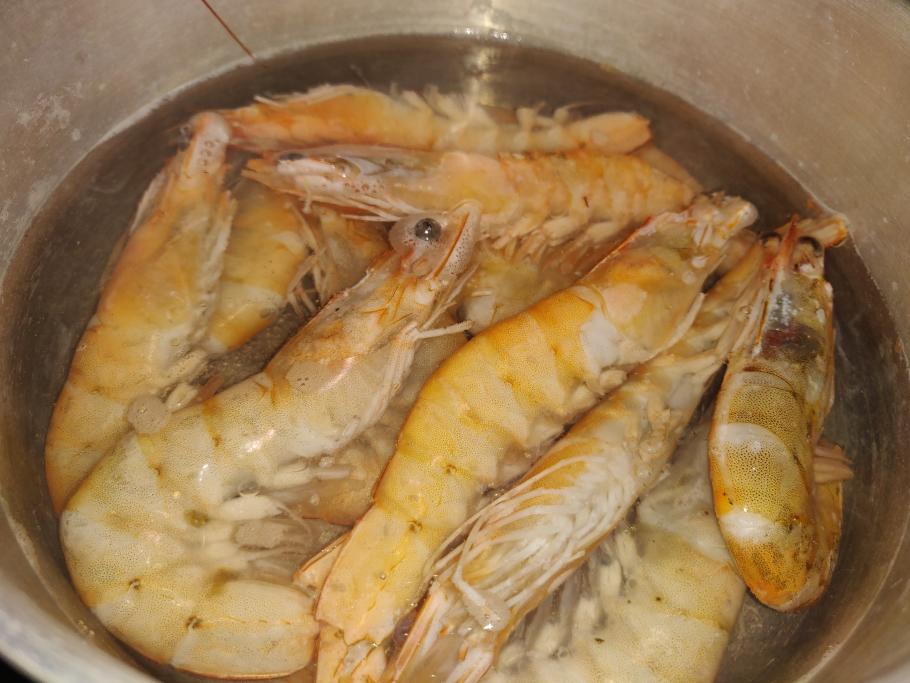 Heute Abend gibt es Nudeln mit Meeresfrüchten