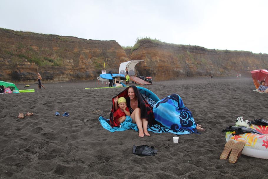 Noch nichtmal im Meer und schon ganz nass