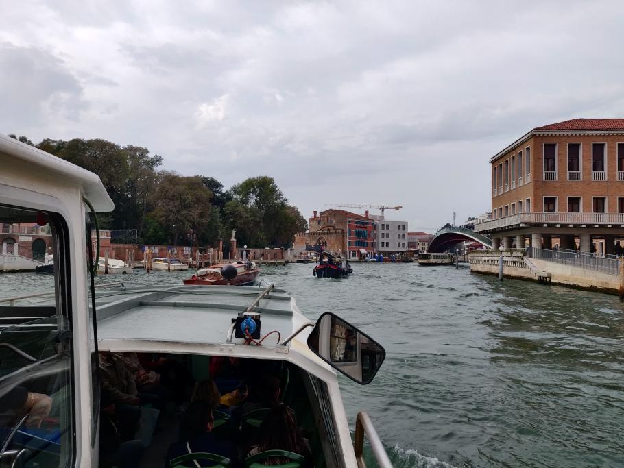 Wie Bussfahren. Nur nasser und teurer