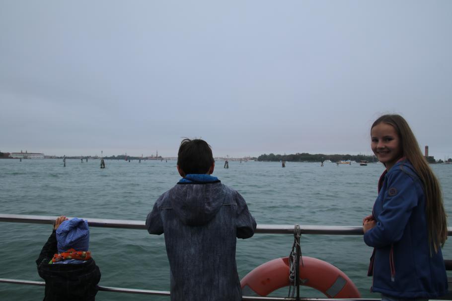 Trotz Umstieg funktioniert der öffentiche Nahverkehr hier einwandfrei