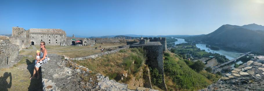 Oben erwartet uns ein toller Ausblick