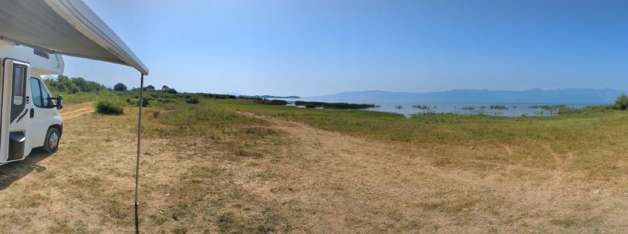 Als wir ankommen, haben wir den See ganz für uns