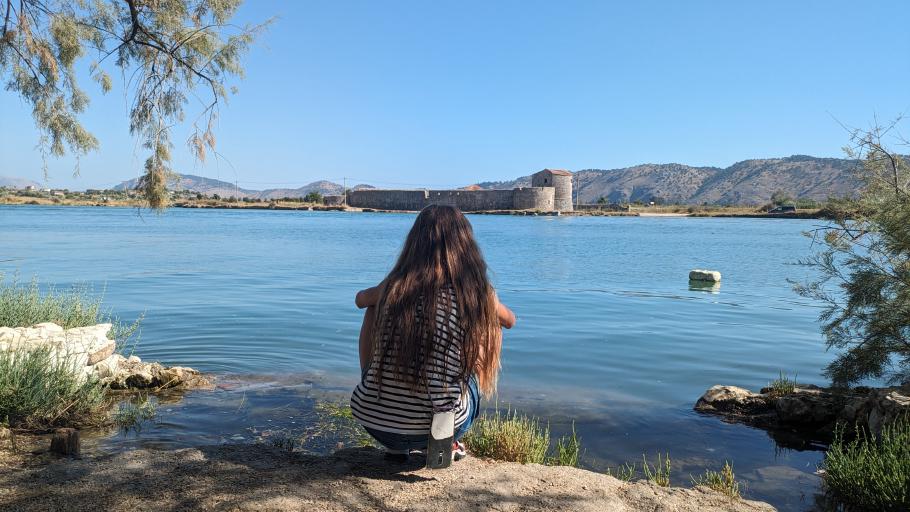 Die Burg auf der anderen Seite der Lagune erreicht man nur mit einer Fähre