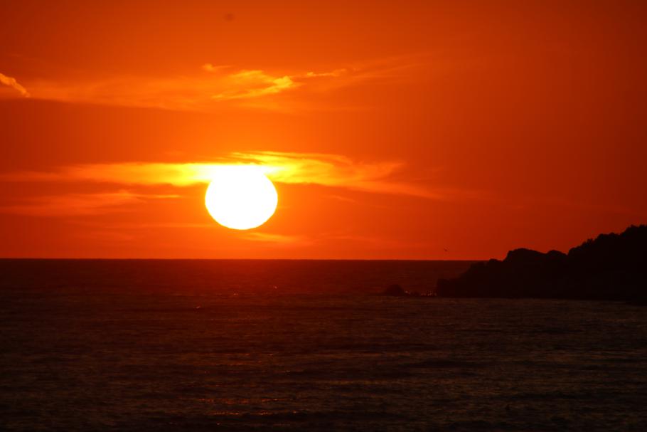 Den Sonnenuntergang sehen wir direkt von unserem Stellplatz aus