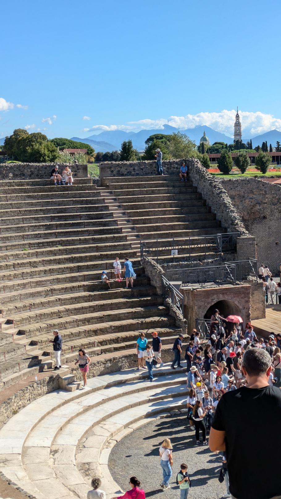Im Amphitheater ließen sich die Römer von Gladiatorenkämpfen und anderen Schauspielen unterhalten