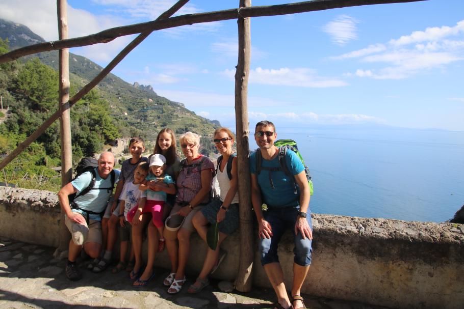 Ganz oben posieren wir für ein Gruppenfoto