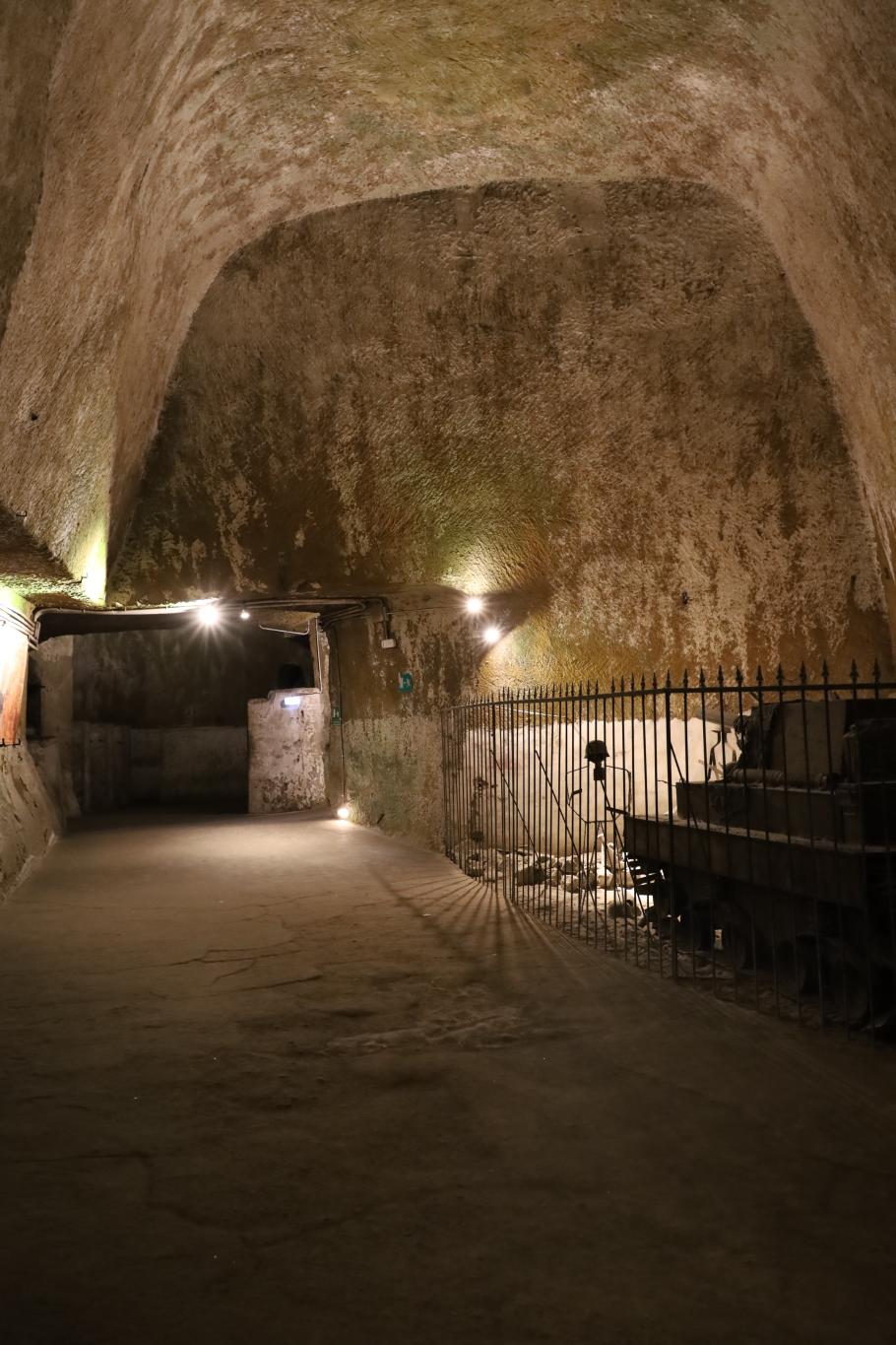 Der Tunnel wurde im 2. Weltkrieg zum Schutzbunker für 3000 Menschen ausgebaut