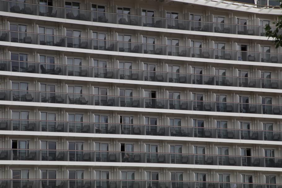 Ist es ein Plattenbau?