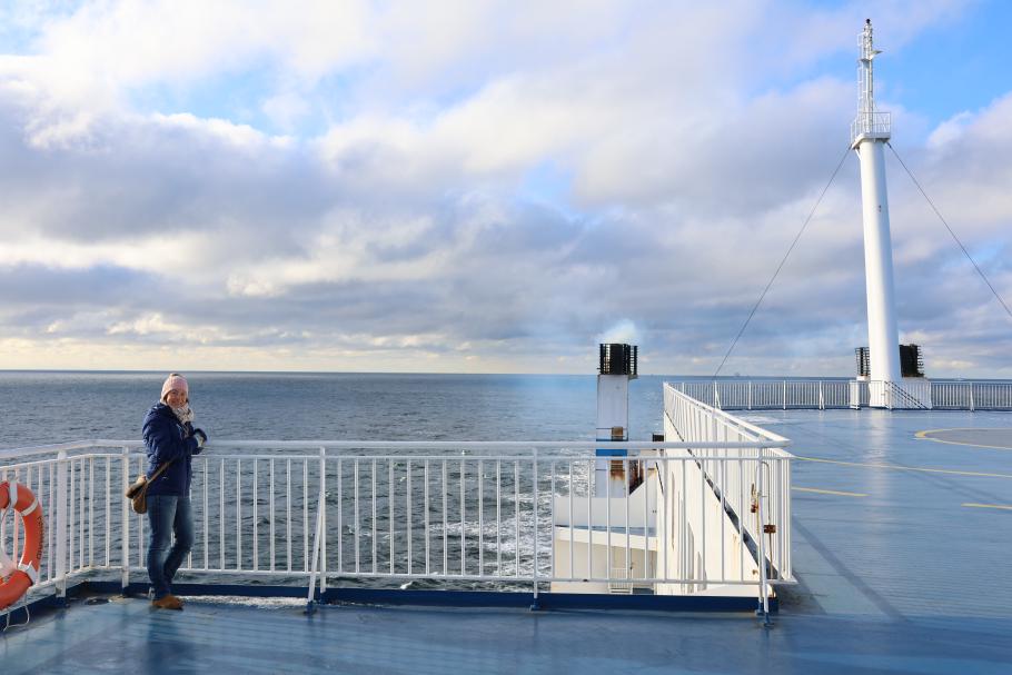 Das Außendeck haben wir fast für uns allein