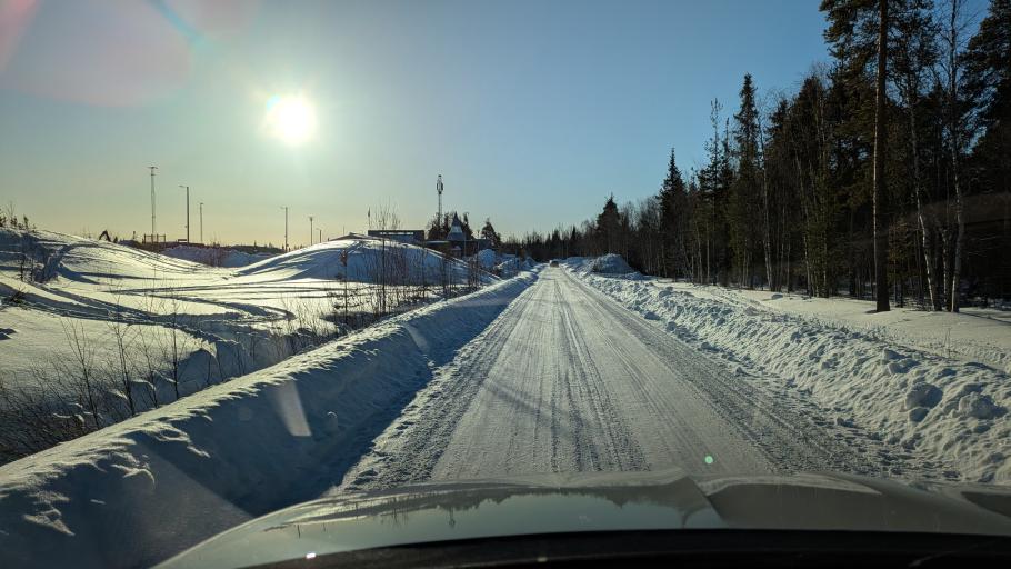 Trotz reichlich Schnee fährt es sich hier ganz gut.