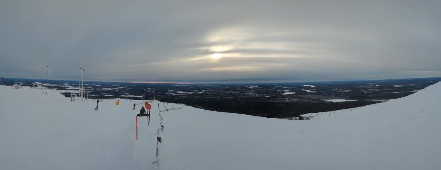 Eigentlich romantisch: den halben Tag Sonnenaufgang, den anderen halben Sonnenuntergang