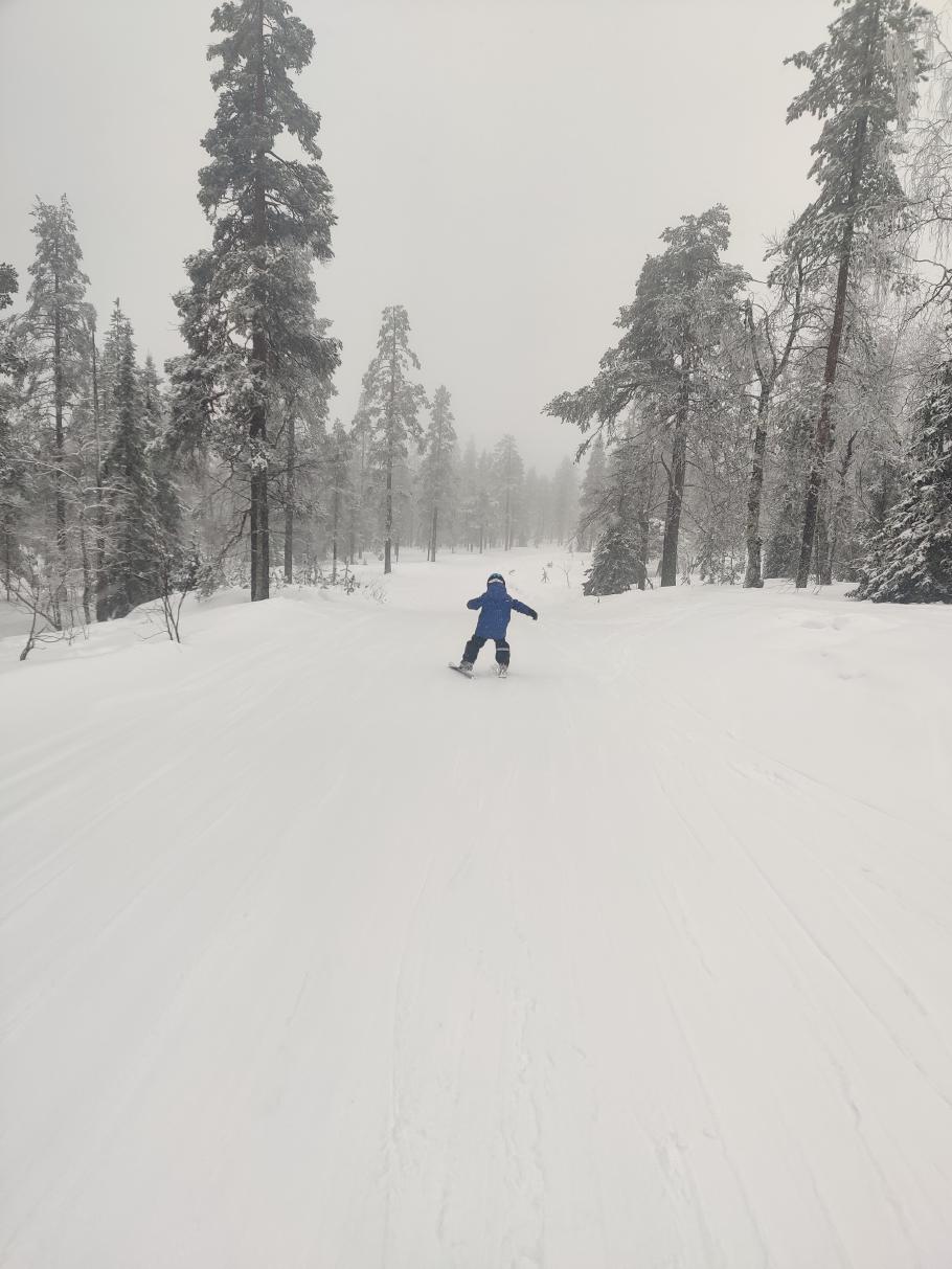 Mattis skatet in der Zeit davon…