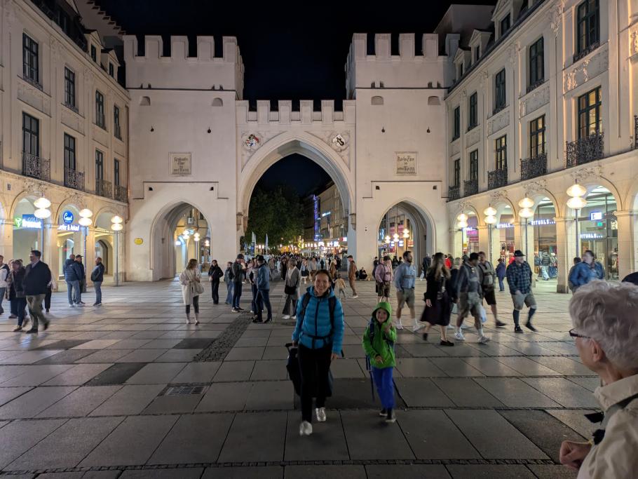 Wiesn sind hier überall