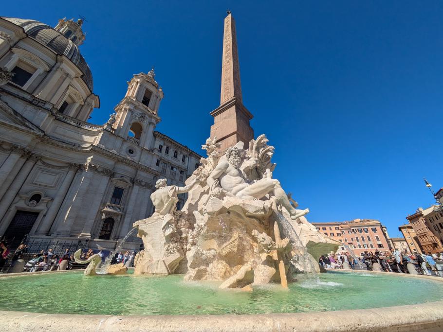 Pompöser Brunnen am Piazza Navona