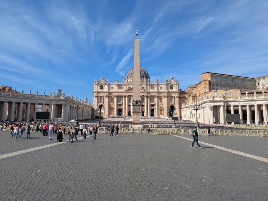Der Petersplatz vor dem Petersdom