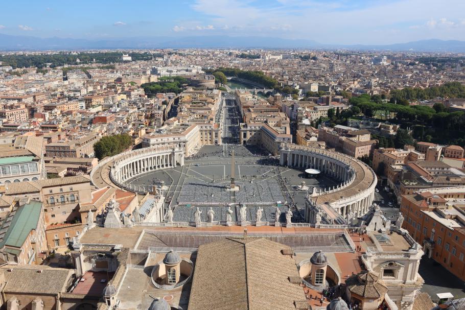 Der Petersplatz ist von hier oben recht übersichtlich