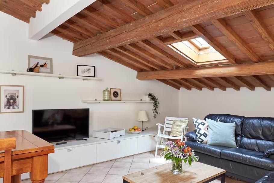 Im Appartment herrscht rustikales italienisches Ambiente