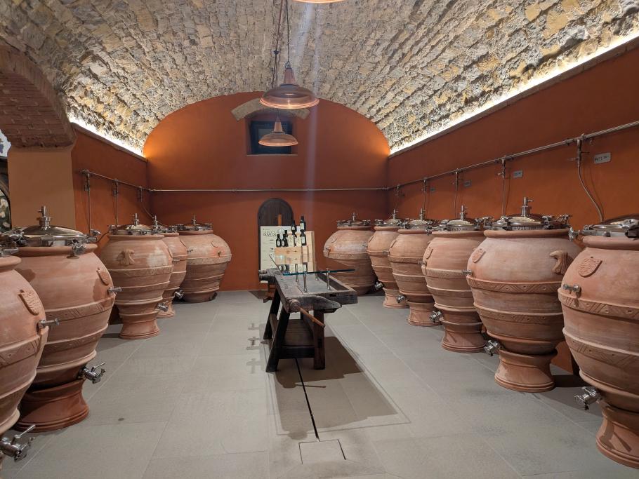 Zum Abendbrot kehren wir in eine der vielen Bodegas ein